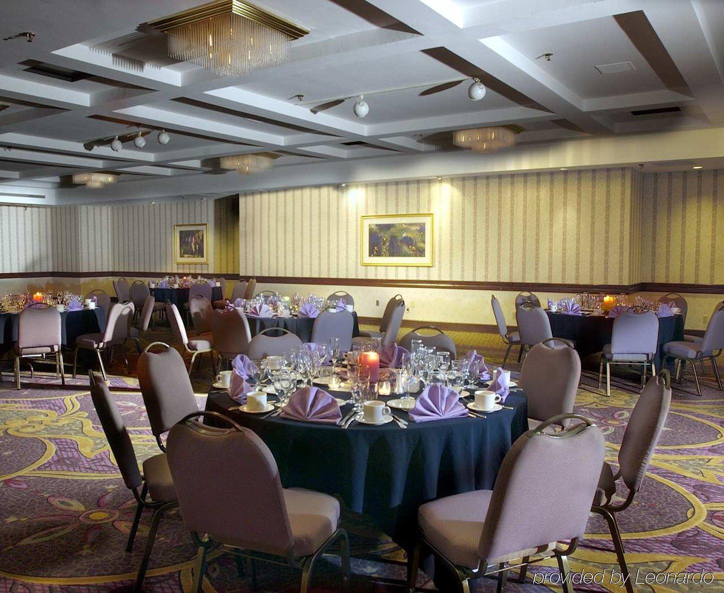 Wyndham Springfield City Centre Restoran fotoğraf